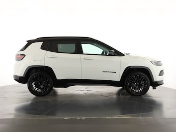 Used Jeep Compass 2024 for sale - 75396225: Photo
