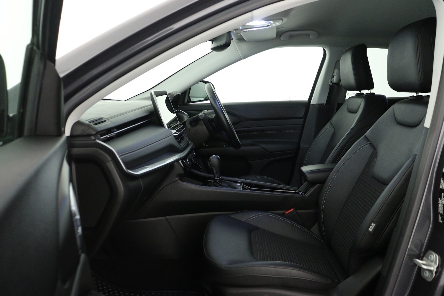 Used Jeep Compass 2023 for sale - 76384548: Photo 12