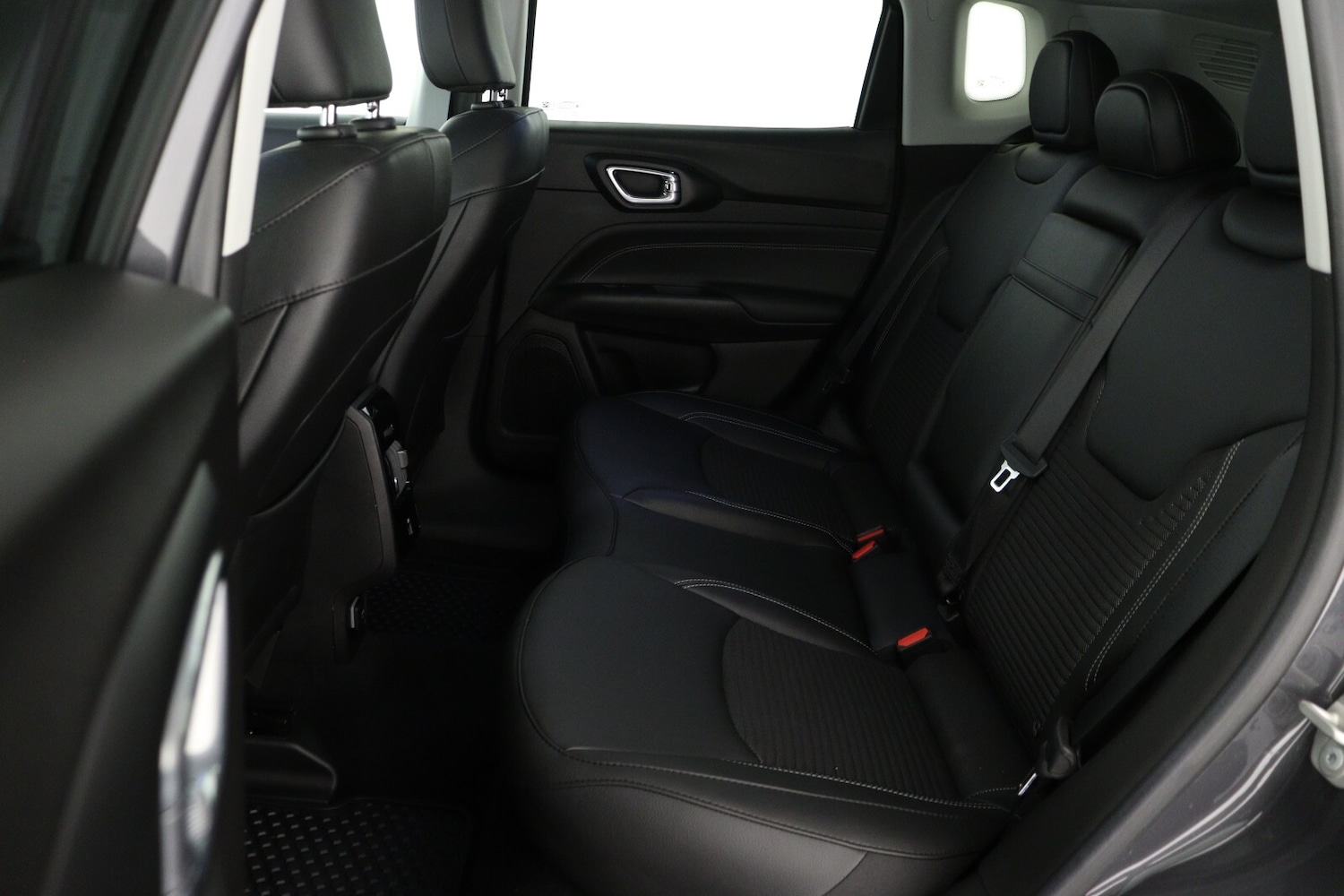 Used Jeep Compass 2023 for sale - 76384548: Photo 13