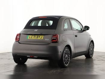 Used Fiat 500 2021 for sale - 76901409: Photo