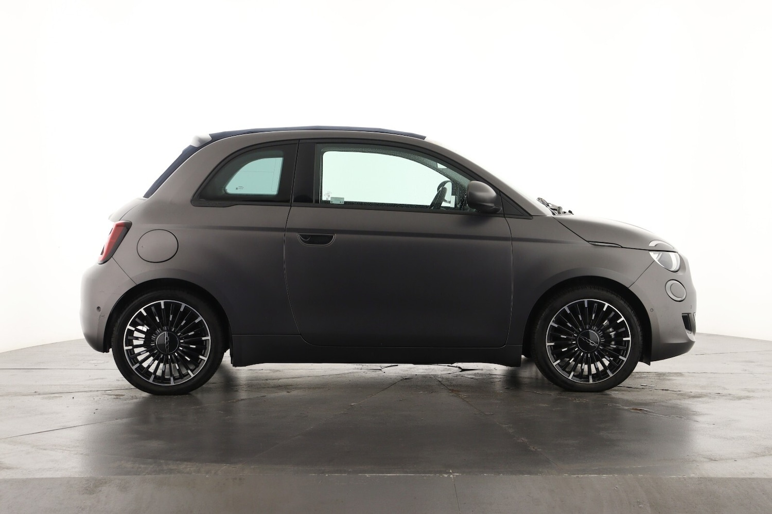 Used Fiat 500 2021 for sale - 76901409: Photo 4