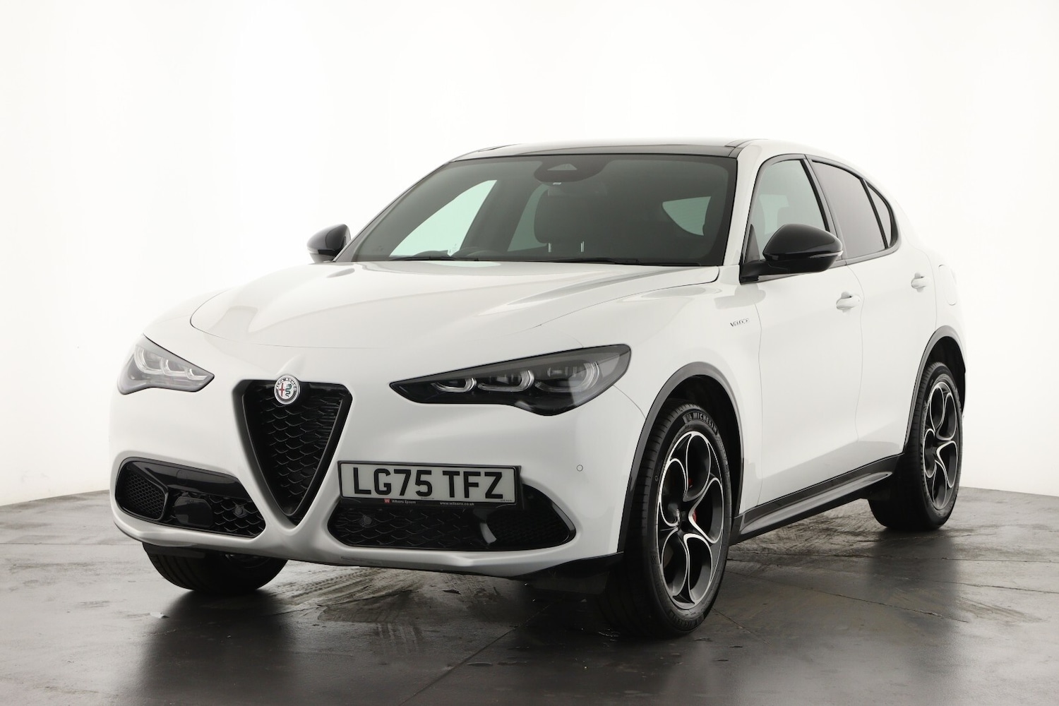 Used Alfa Romeo Stelvio 2025 for sale - 77247995: Photo 6