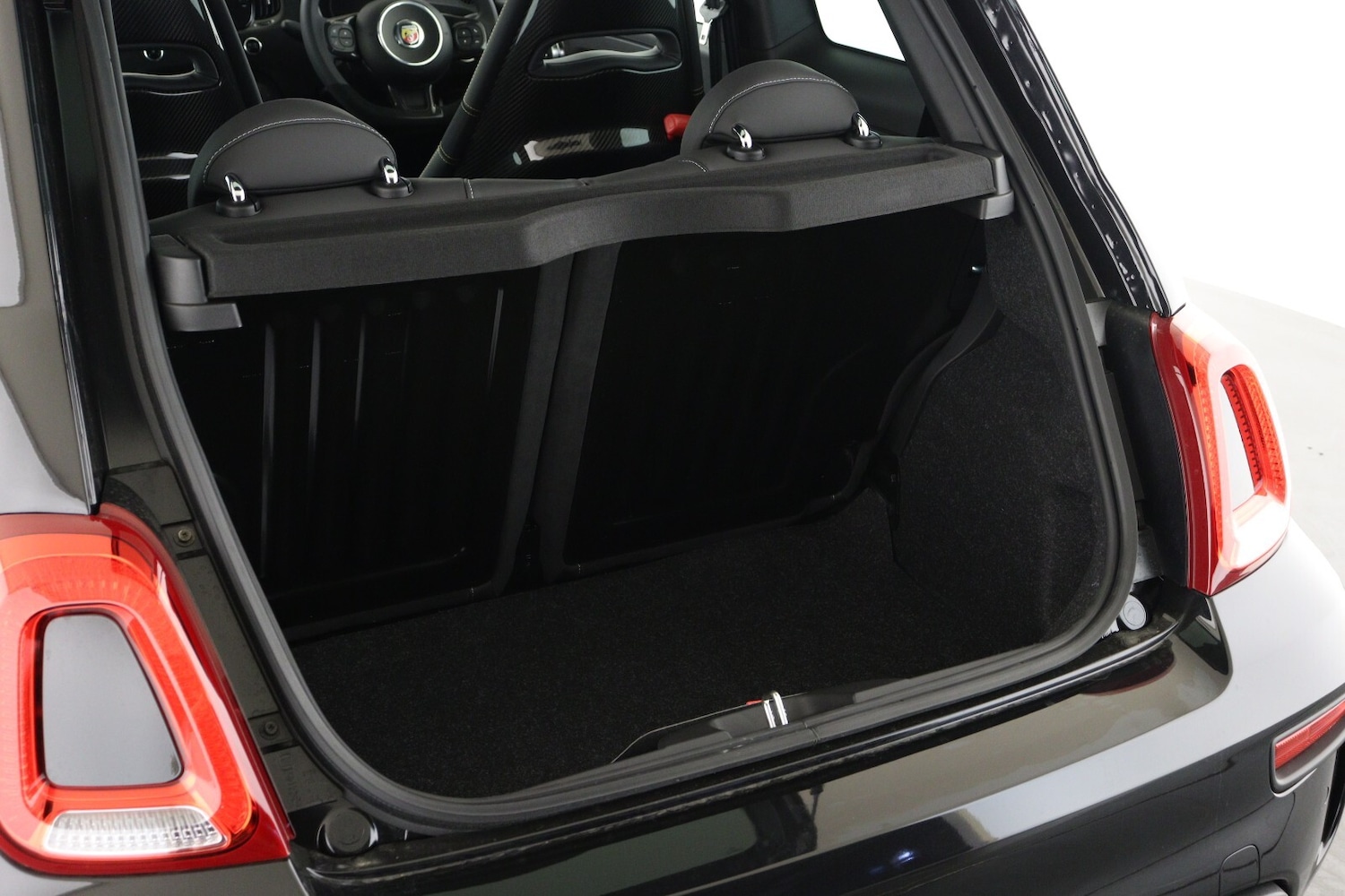 Used Abarth 695 2025 for sale - 78000316: Photo 10