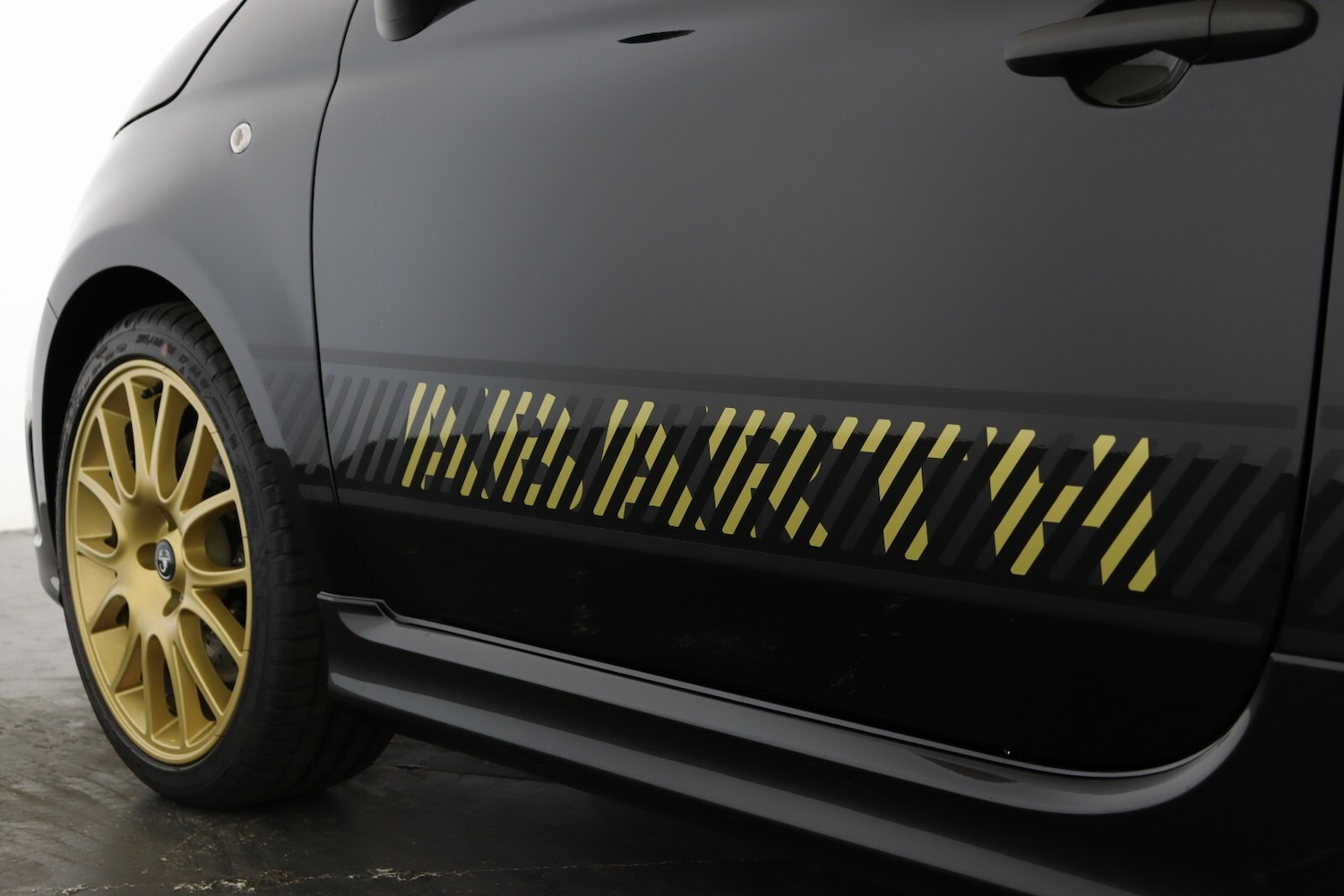 Used Abarth 695 2025 for sale - 78000316: Photo 12