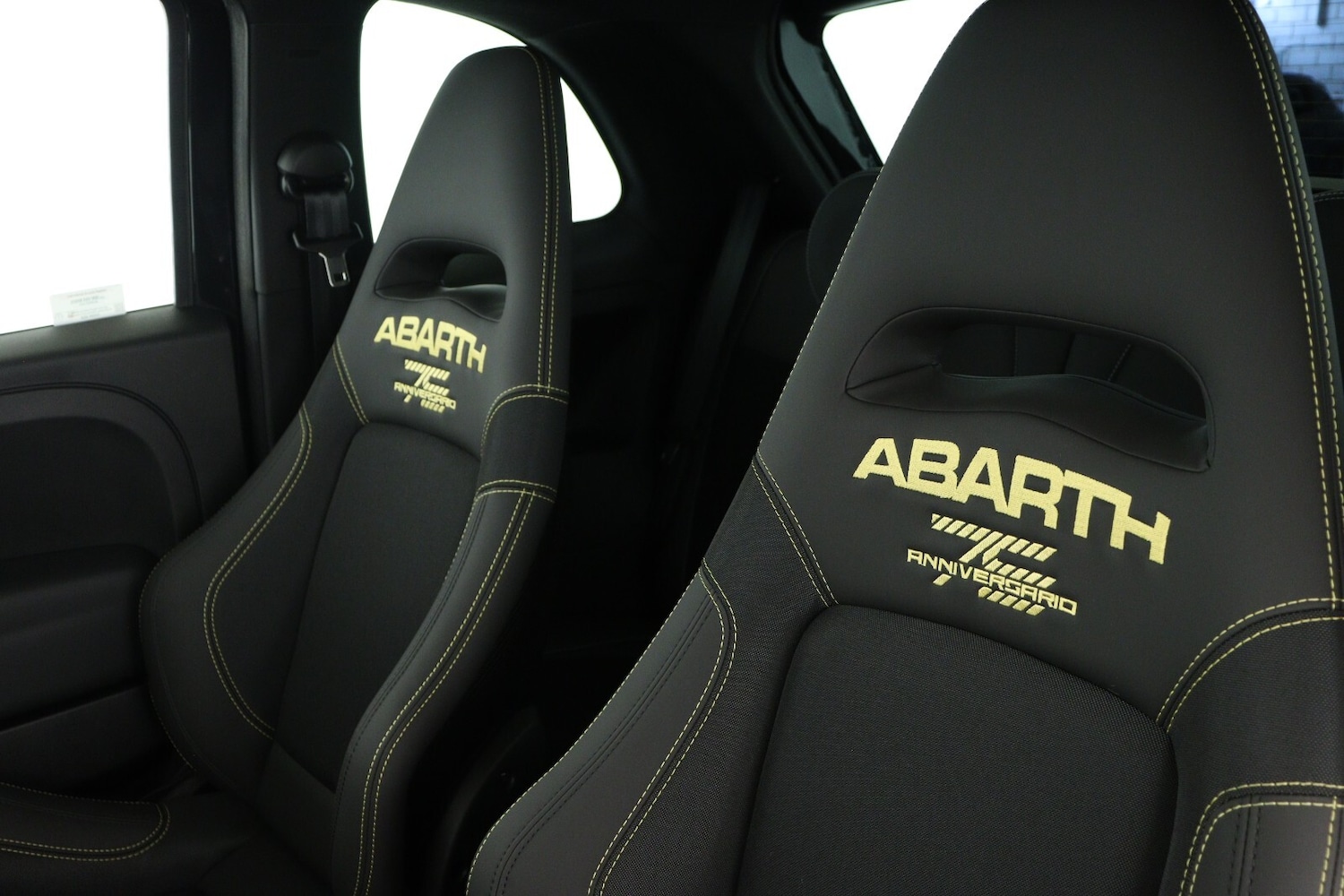 Used Abarth 695 2025 for sale - 78000316: Photo 15