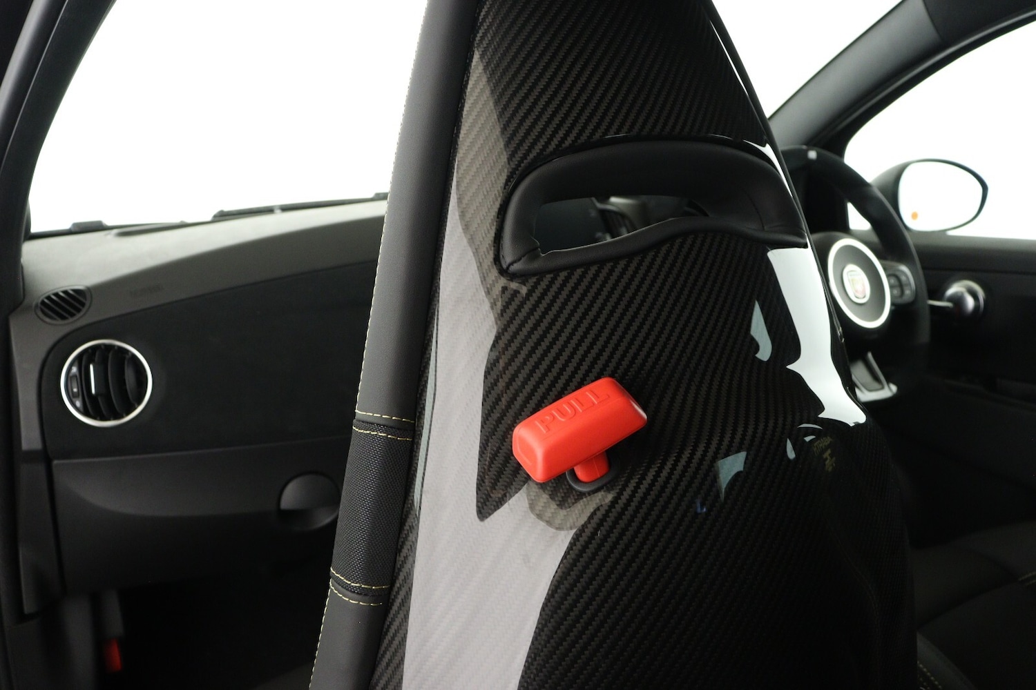 Used Abarth 695 2025 for sale - 78000316: Photo 17