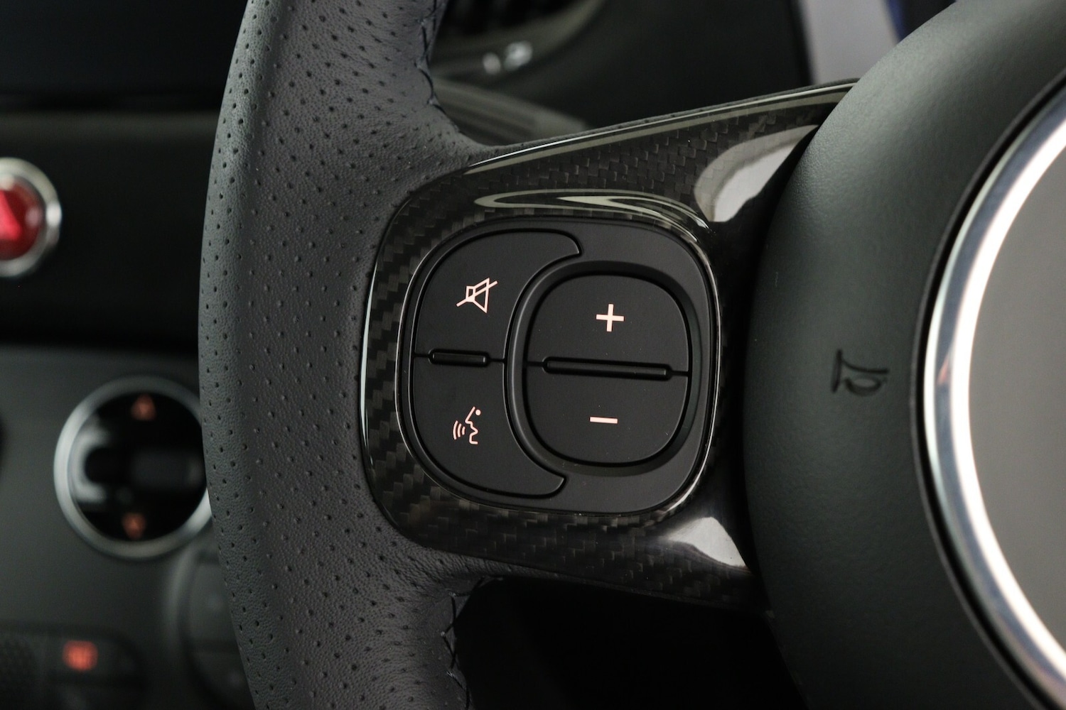 Used Abarth 695 2025 for sale - 78000316: Photo 26