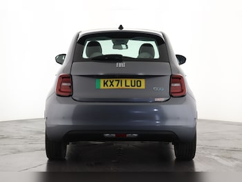 Used Fiat 500 2021 for sale - 77035817: Photo
