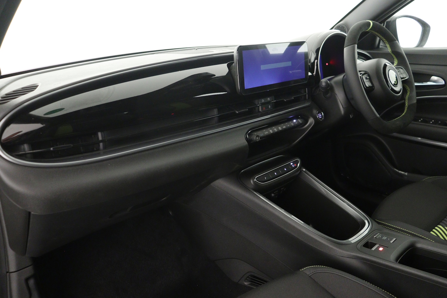 Used Abarth 600e 2025 for sale - 76615226: Photo 11