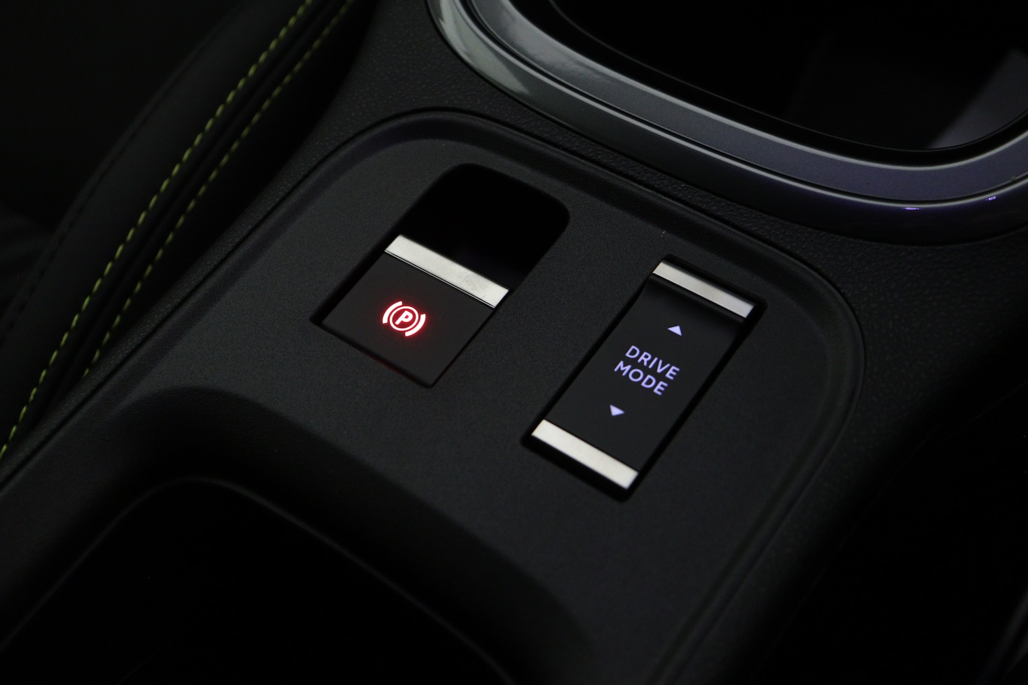 Used Abarth 600e 2025 for sale - 76615226: Photo 17