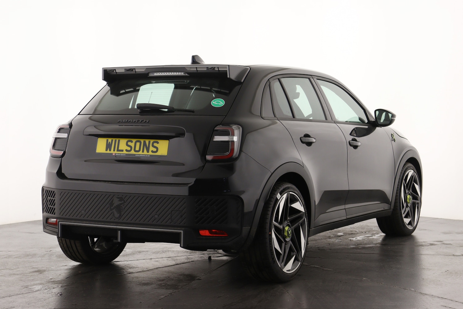 Used Abarth 600e 2025 for sale - 76615226: Photo 3