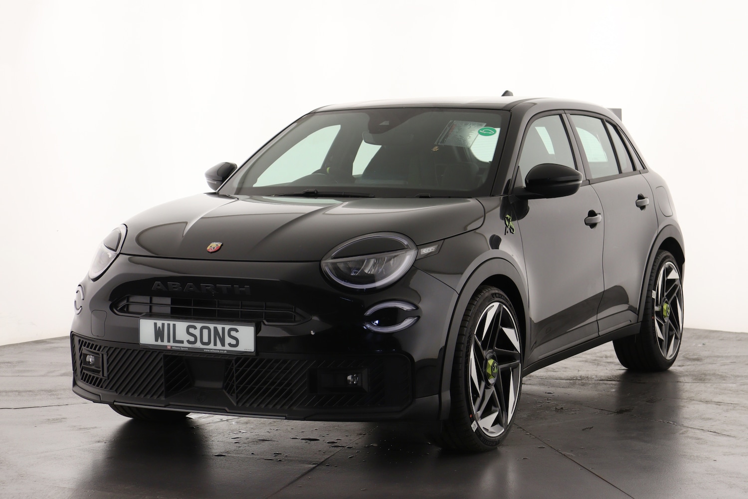 Used Abarth 600e 2025 for sale - 76615226: Photo 6