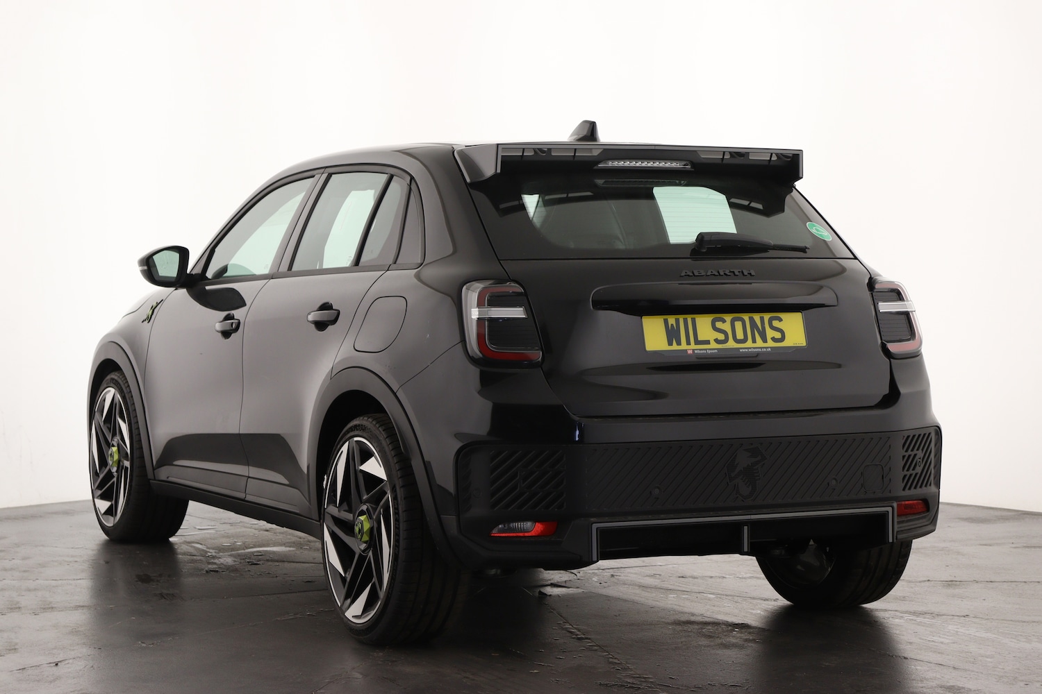 Used Abarth 600e 2025 for sale - 76615226: Photo 8