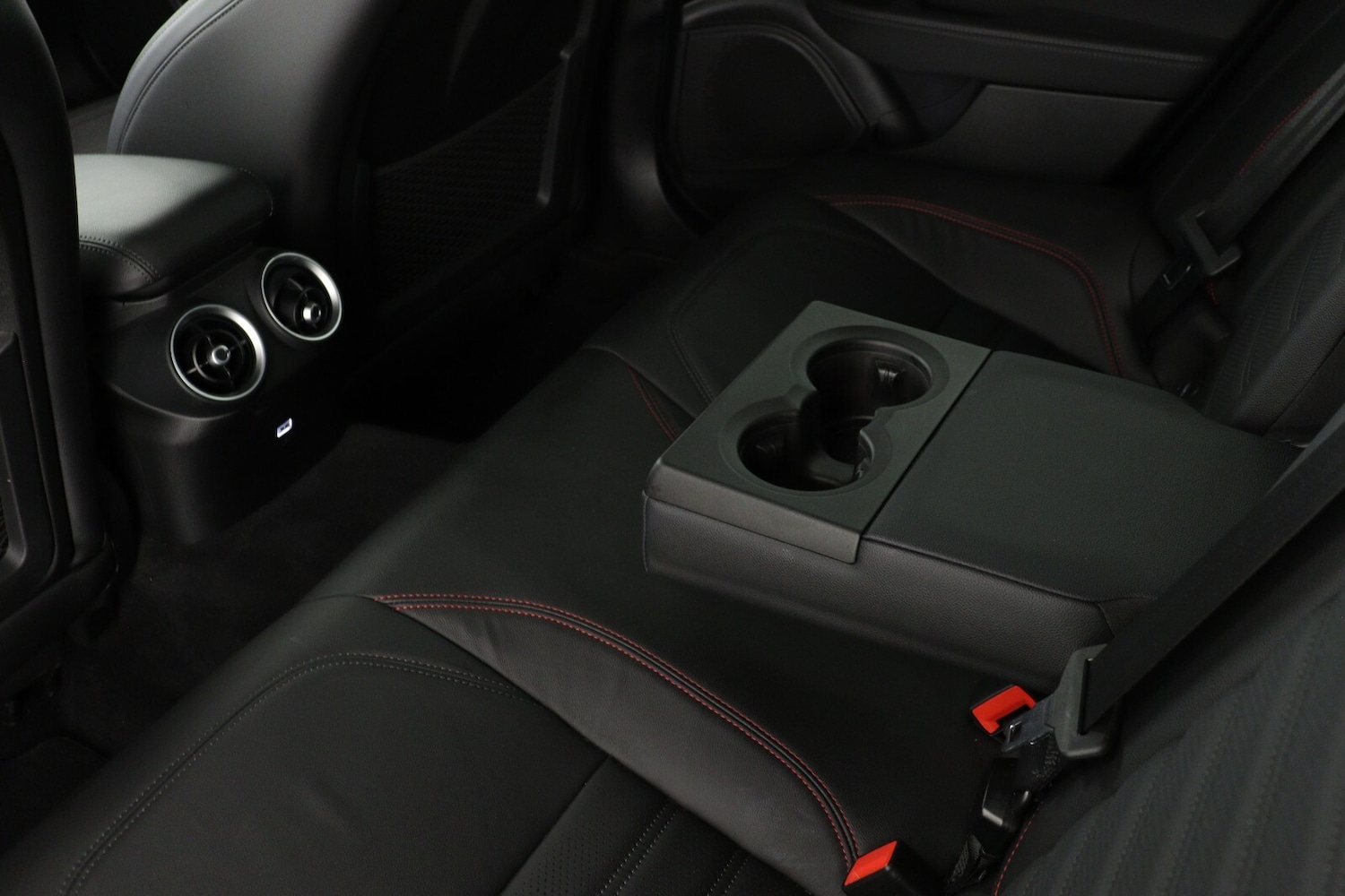 Used Alfa Romeo Giulia 2023 for sale - 77232180: Photo 14