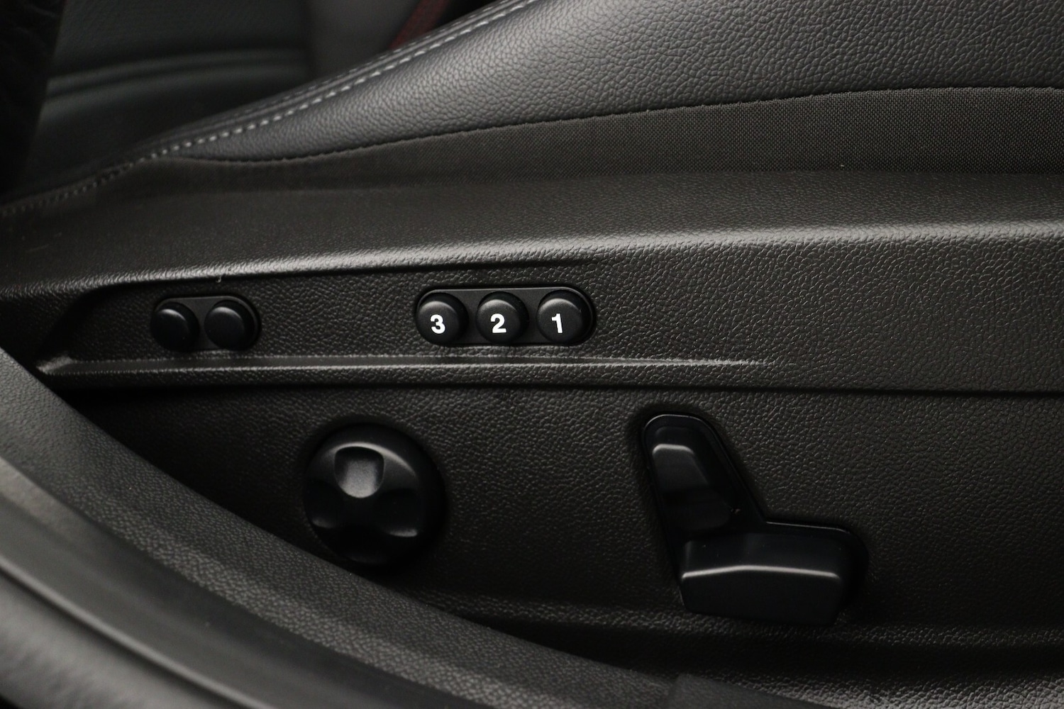 Used Alfa Romeo Giulia 2023 for sale - 77232180: Photo 16