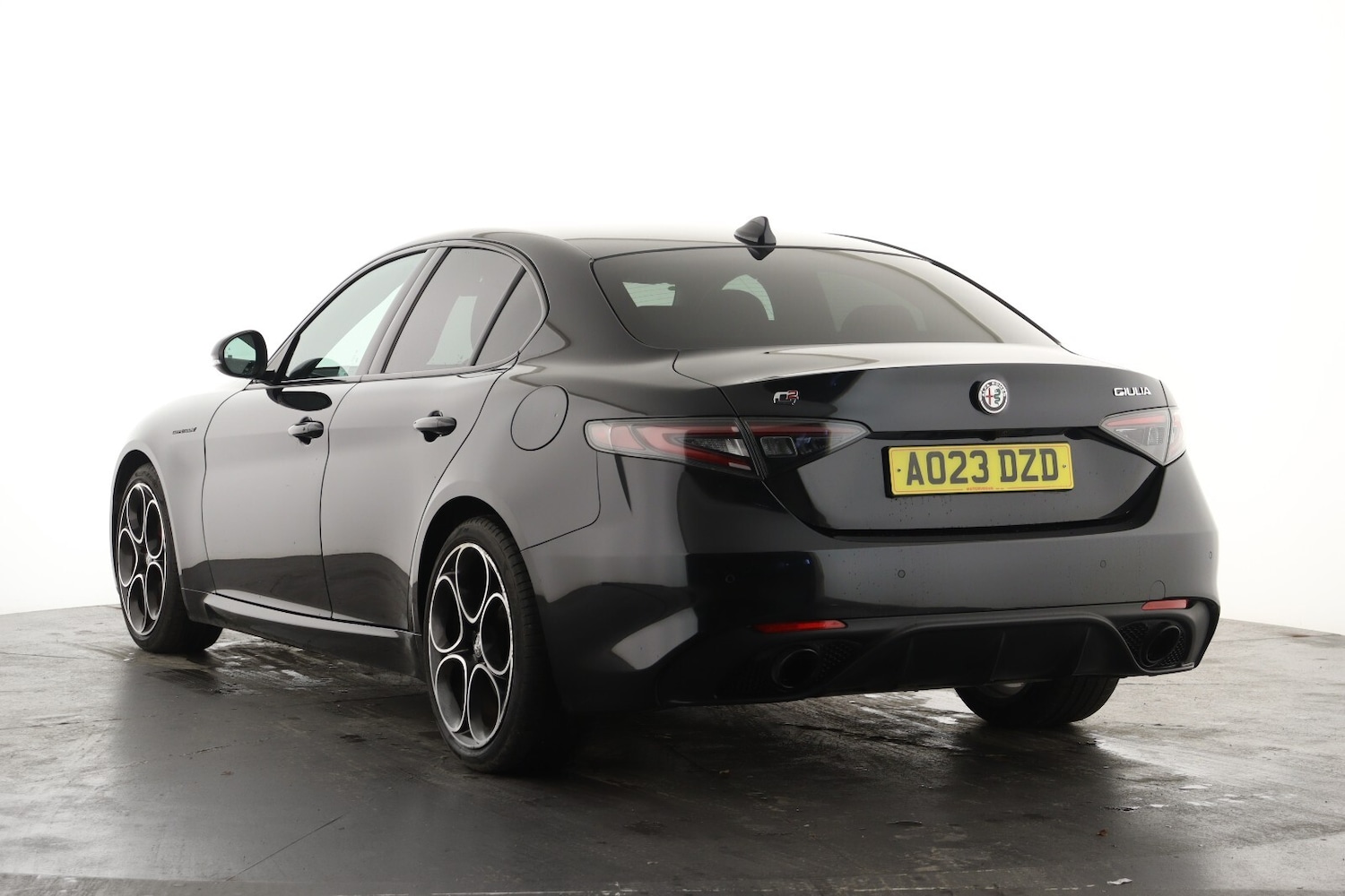 Used Alfa Romeo Giulia 2023 for sale - 77232180: Photo 9