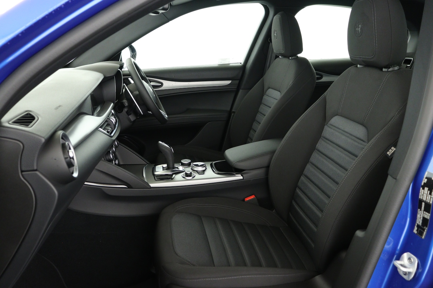 Used Alfa Romeo Stelvio 2025 for sale - 76615320: Photo 11