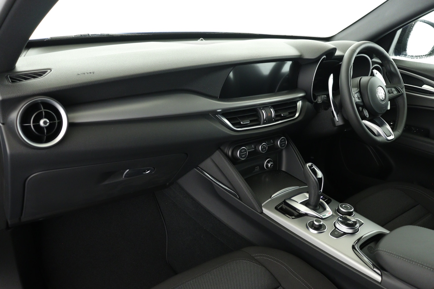 Used Alfa Romeo Stelvio 2025 for sale - 76615320: Photo 12