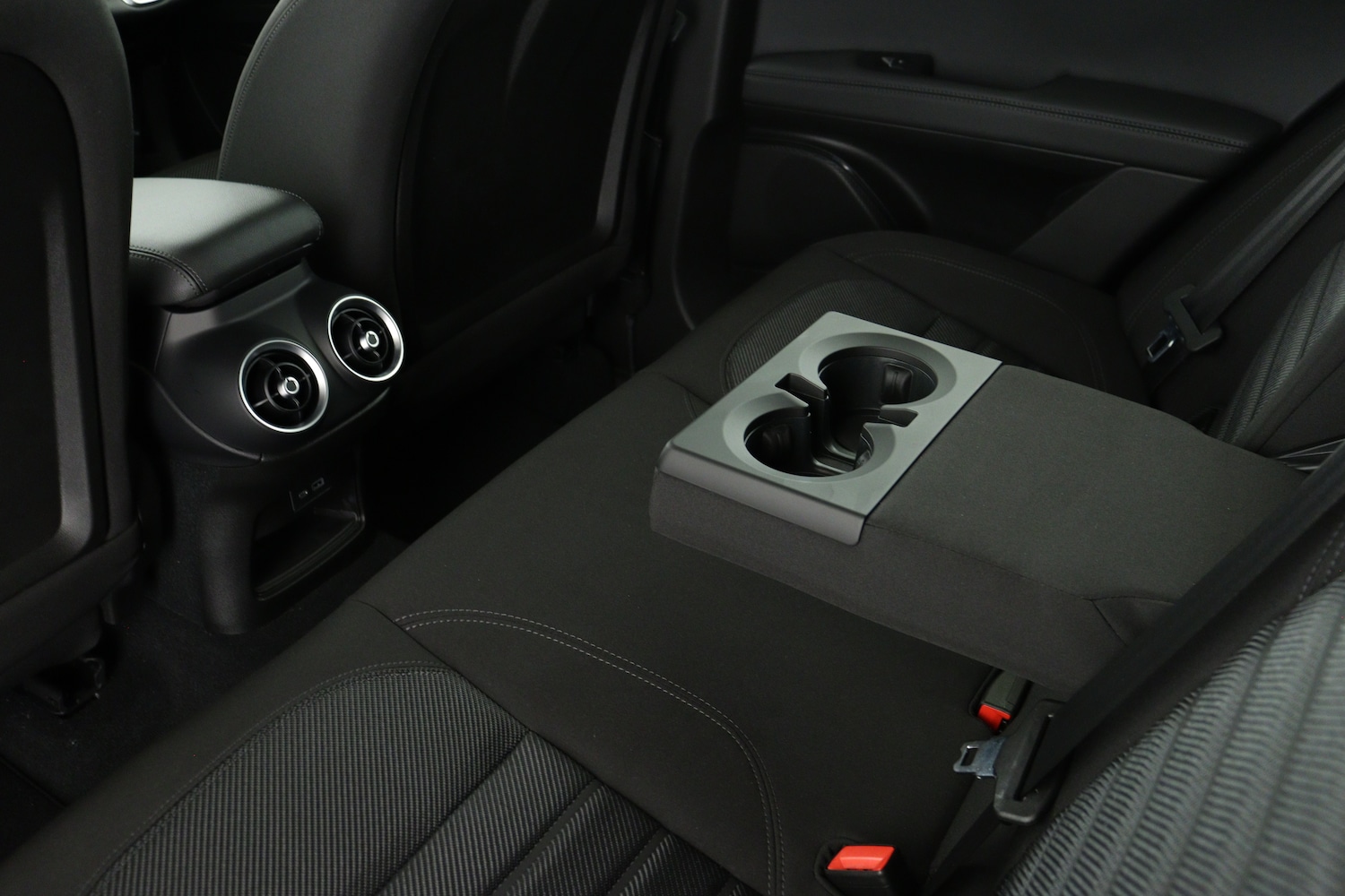 Used Alfa Romeo Stelvio 2025 for sale - 76615320: Photo 14