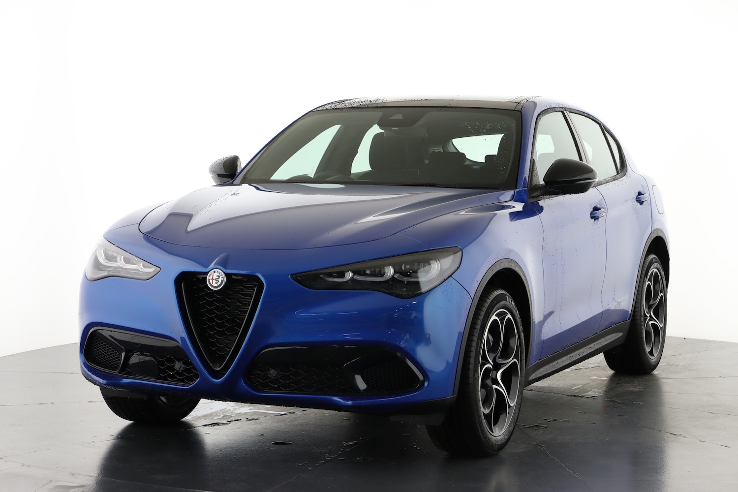 Used Alfa Romeo Stelvio 2025 for sale - 76615320: Photo 6