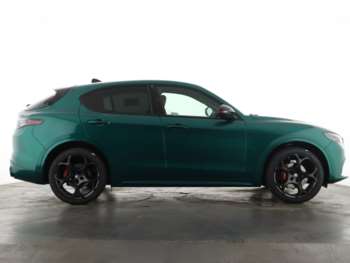 Used Alfa Romeo Stelvio 2025 for sale - 75318114: Photo