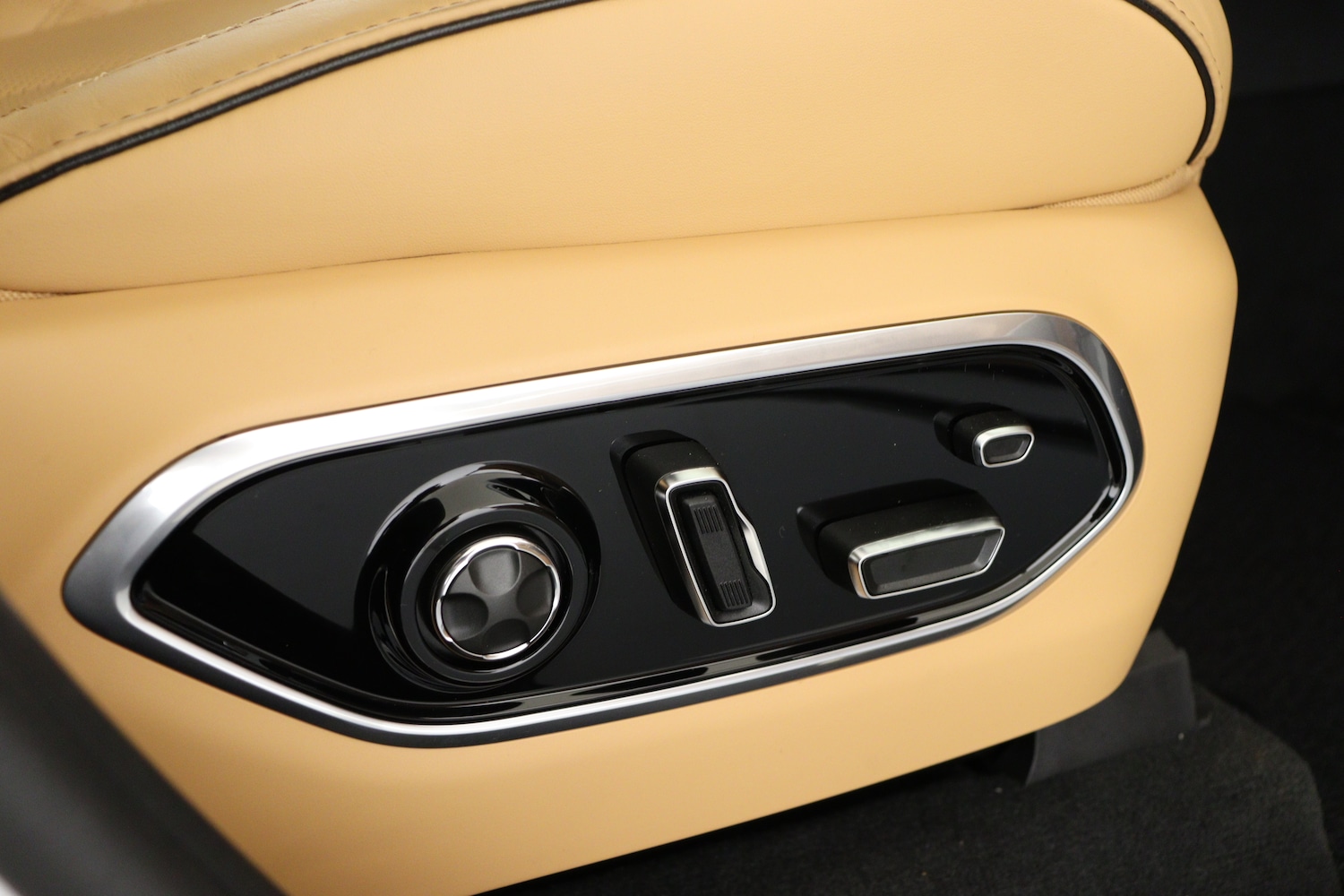 Used Jeep Grand Cherokee 2025 for sale - 76615316: Photo 18