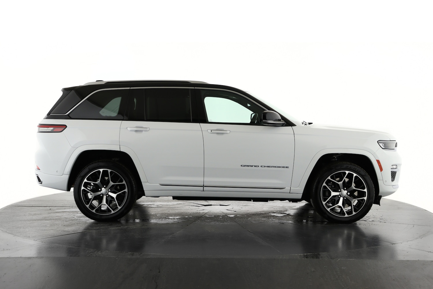 Used Jeep Grand Cherokee 2025 for sale - 76615316: Photo 4