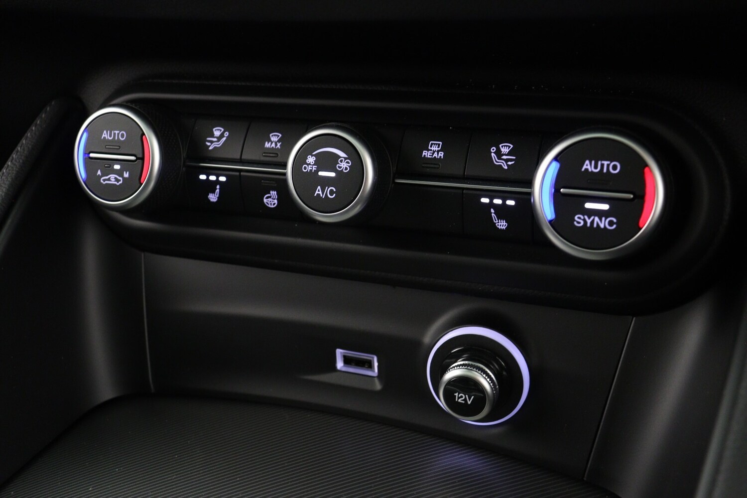 Used Alfa Romeo Stelvio 2025 for sale - 77025369: Photo 26