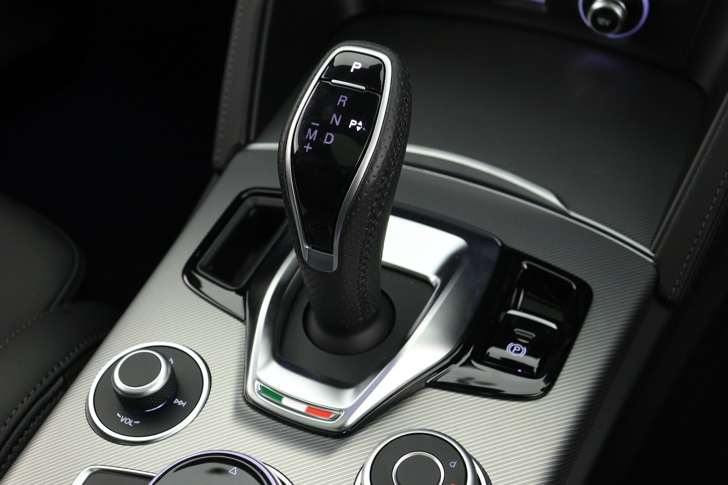 Used Alfa Romeo Stelvio 2025 for sale - 77025369: Photo 28