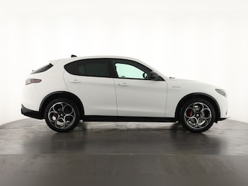 Used Alfa Romeo Stelvio 2025 for sale - 77025369: Photo