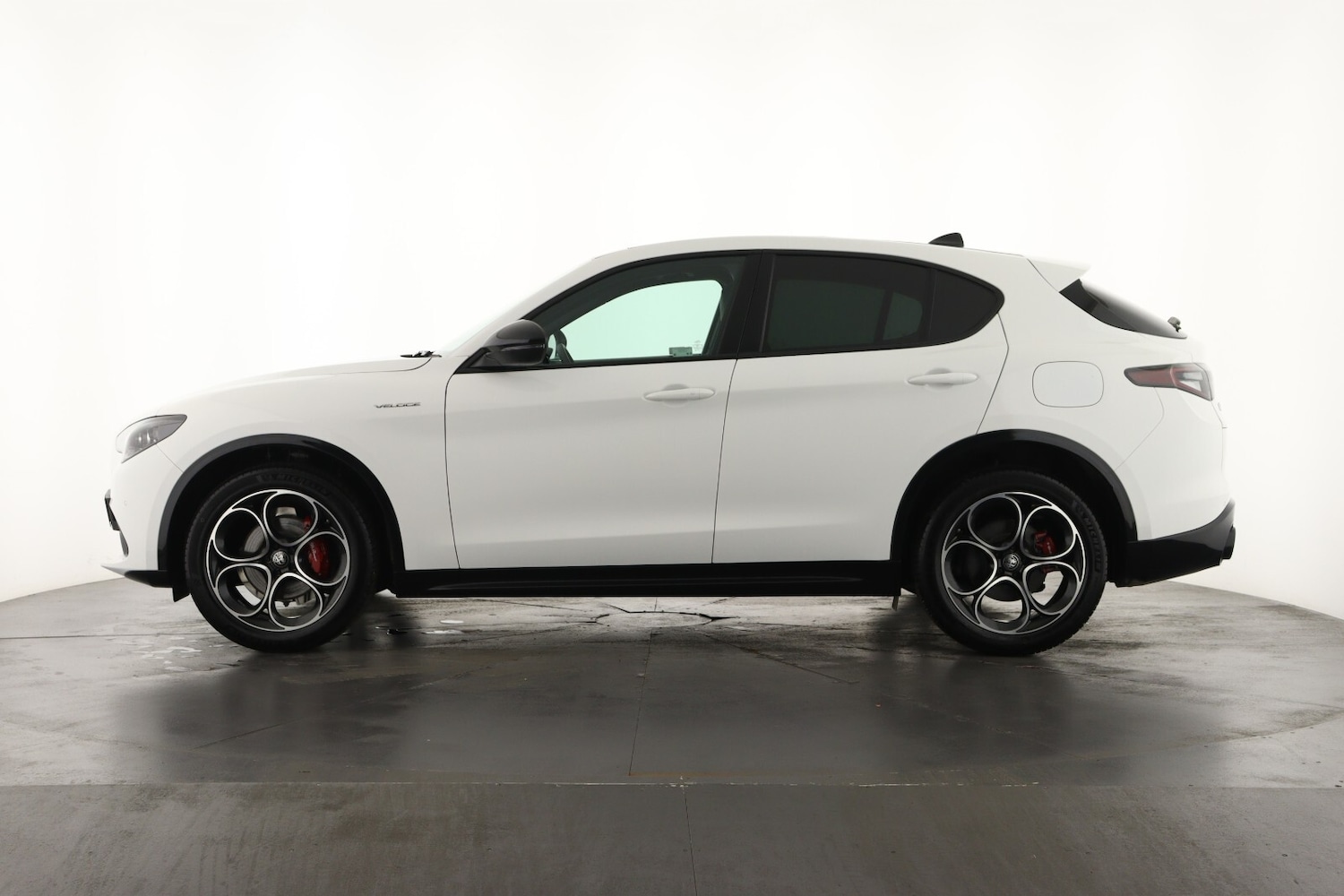 Used Alfa Romeo Stelvio 2025 for sale - 77025369: Photo 7