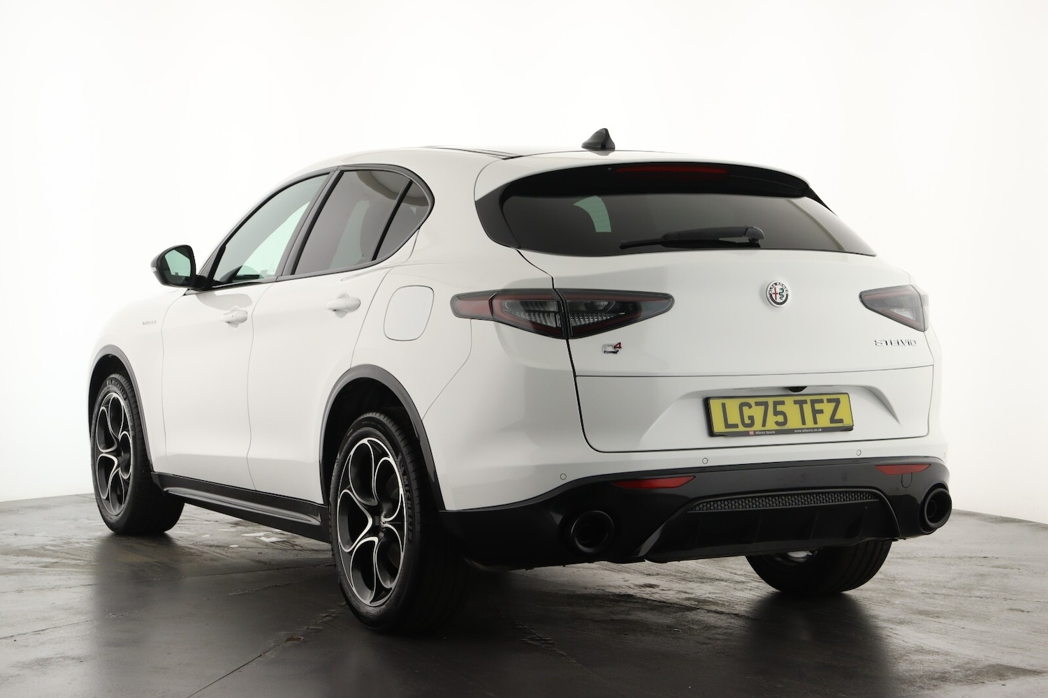 Used Alfa Romeo Stelvio 2025 for sale - 77025369: Photo 8