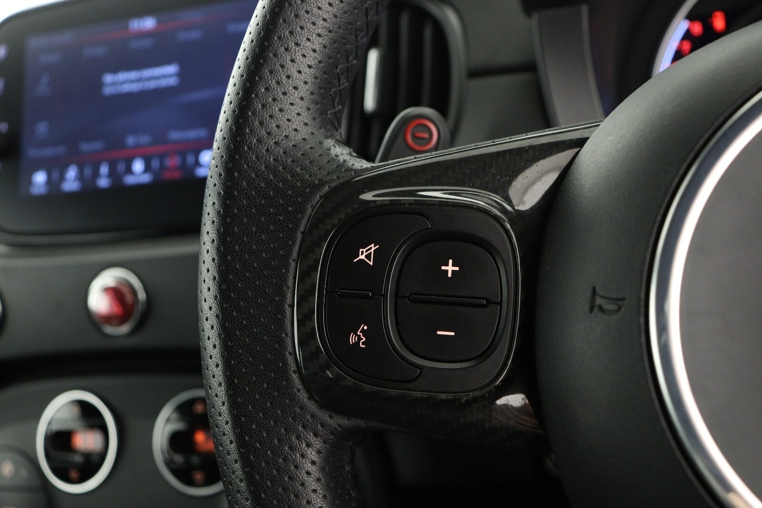 Used Abarth 695 2024 for sale - 77449745: Photo 21