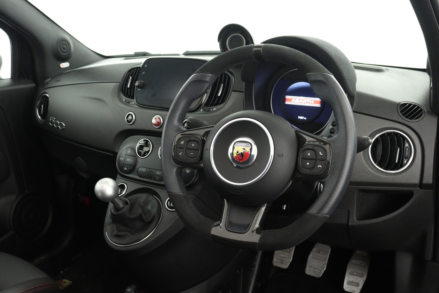 Used Abarth 695 2024 for sale - 77274055: Photo 15