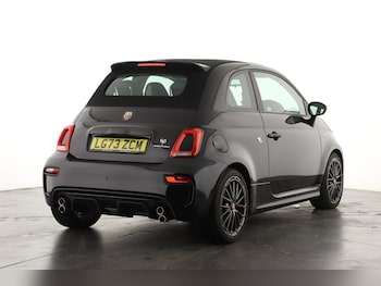 Used Abarth 695 2024 for sale - 77274055: Photo