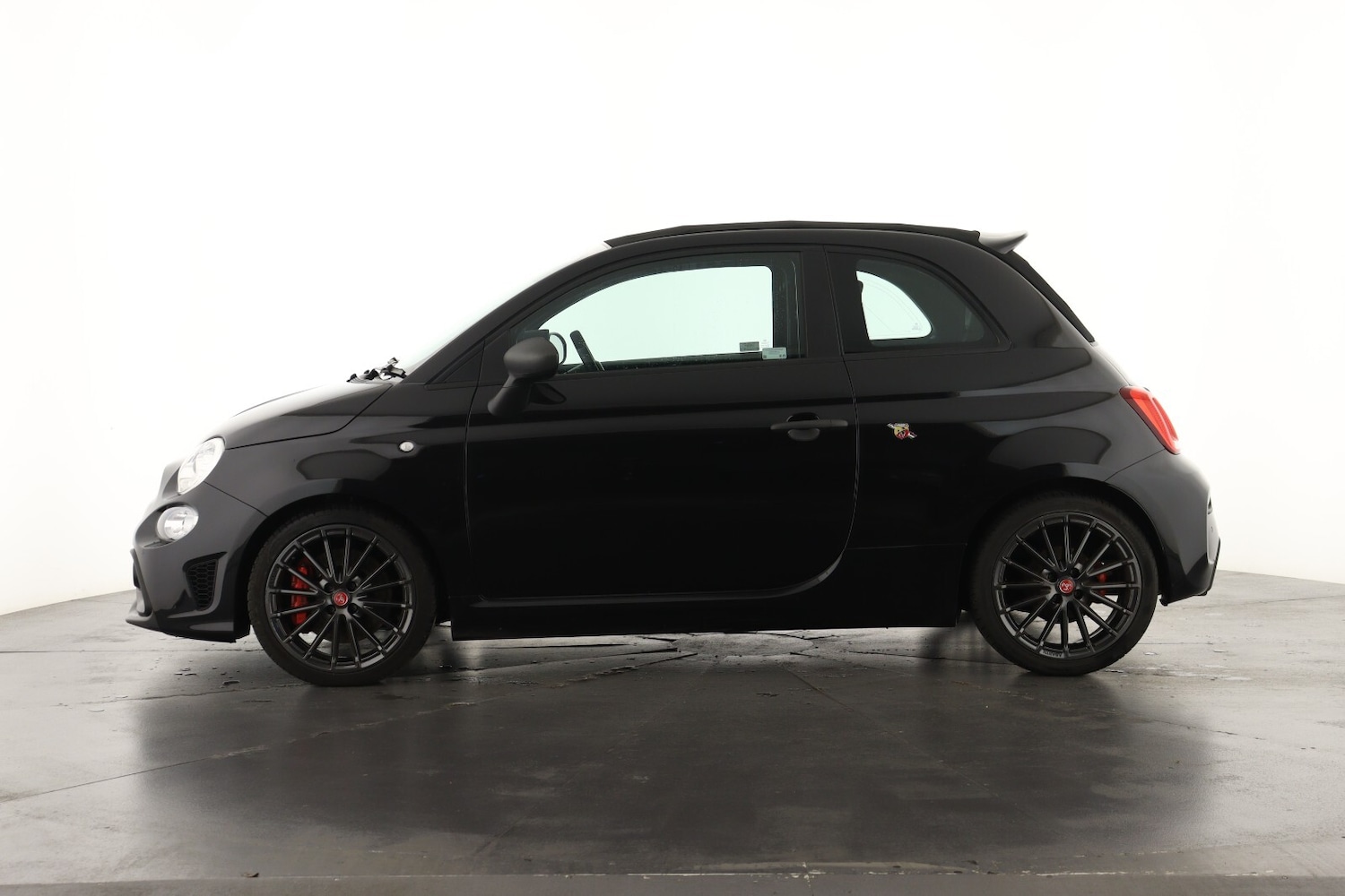 Used Abarth 695 2024 for sale - 77274055: Photo 8