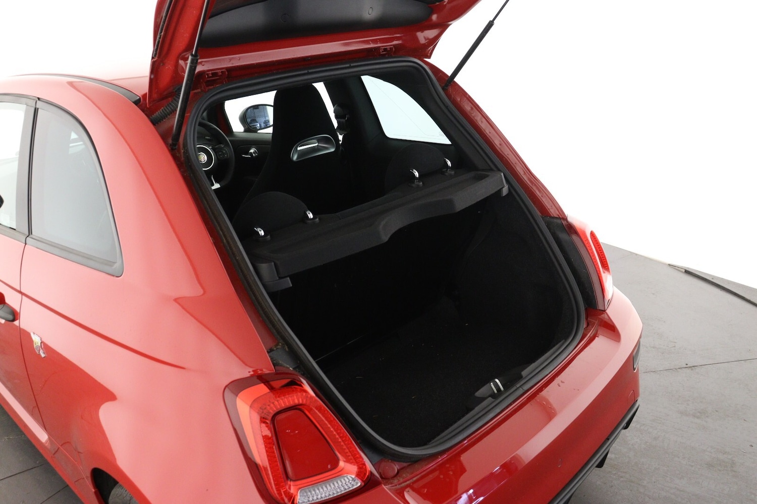 Used Abarth 595 2023 for sale - 75916897: Photo 10