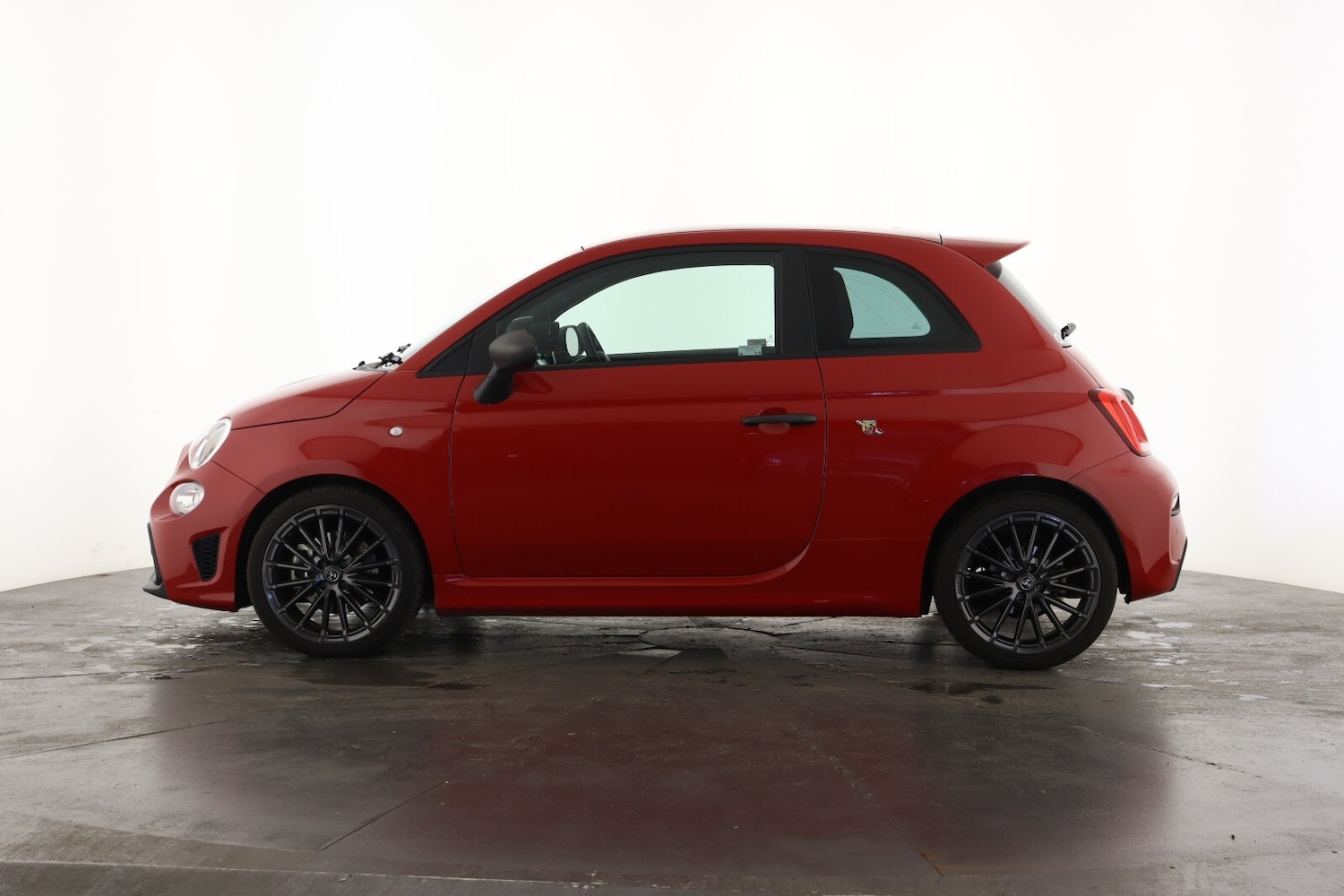 Used Abarth 595 2023 for sale - 75916897: Photo 8