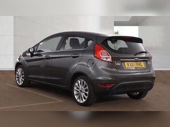 Used Ford Fiesta 2016 for sale - 79317083: Photo