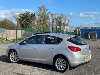 Used Vauxhall Astra 2011 for sale - 79831602: Photo