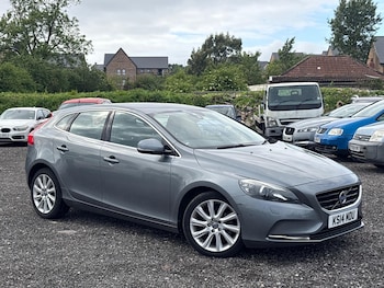 Used Volvo V40 2014 for sale - 78911259: Photo