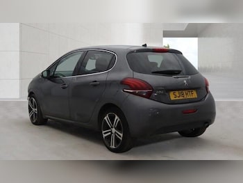 Used Peugeot 208 2018 for sale - 78910701: Photo