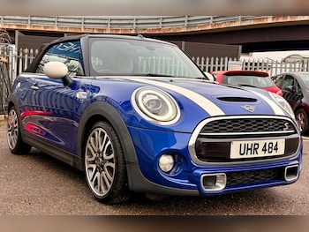 Used MINI Convertible 2018 for sale - 79532771: Photo