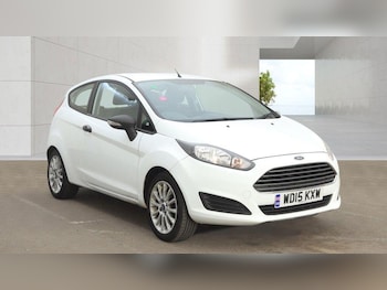 Used Ford Fiesta 2015 for sale - 79564720: Photo