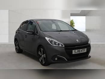 Used Peugeot 208 2018 for sale - 79621865: Photo