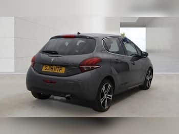 Used Peugeot 208 2018 for sale - 79621865: Photo