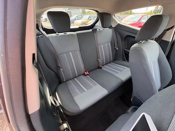Used Ford Fiesta 2010 for sale - 79034242: Photo