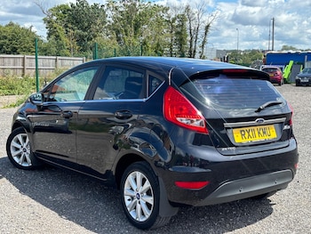 Used Ford Fiesta 2011 for sale - 79107110: Photo