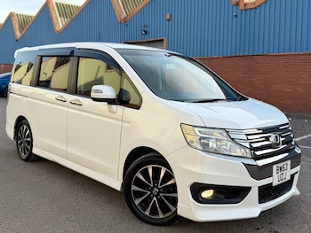 Used Honda Stepwagon 2014 for sale - 78883587: Photo