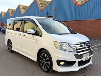 Used Honda Stepwagon 2014 for sale - 78883587: Photo